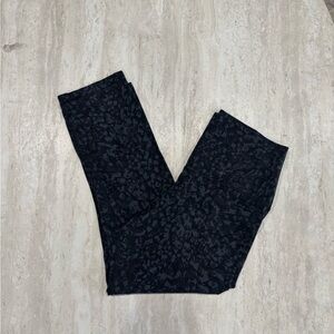 Lululemon Wild Thing Camo Deep Coal Multi Align Crop *21"